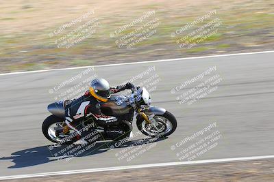 media/Feb-05-2023-Classic Track Day (Sun) [[c35aca4a42]]/Group 2/session 1 turn 9/